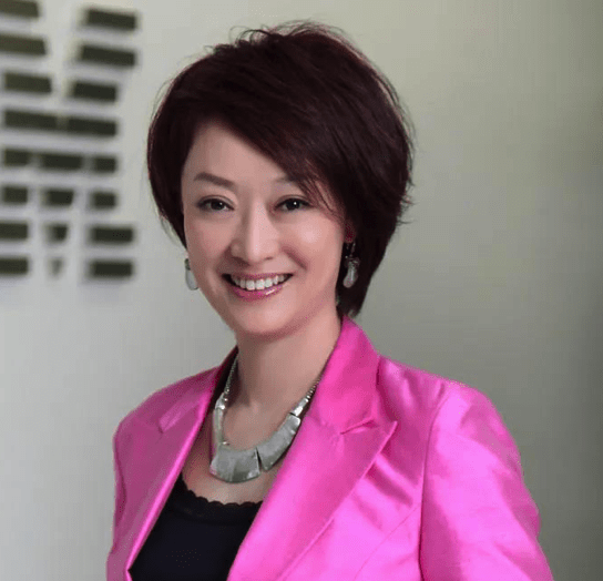 EffieAwards's tweet photo. Speaker update: Gill Zhou, #CMO @IBM APAC & CMO/GM, Digital Sales, IBM Greater China, & Benoit Weisser, #CSO @Ogilvy Asia will be sharing insights at the upcoming APAC #EffieBootcamp. The virtual program begins on March 3, and there’s still time to apply: https://t.co/1Bv9w3ZjB6 https://t.co/BfMoHRQiYt