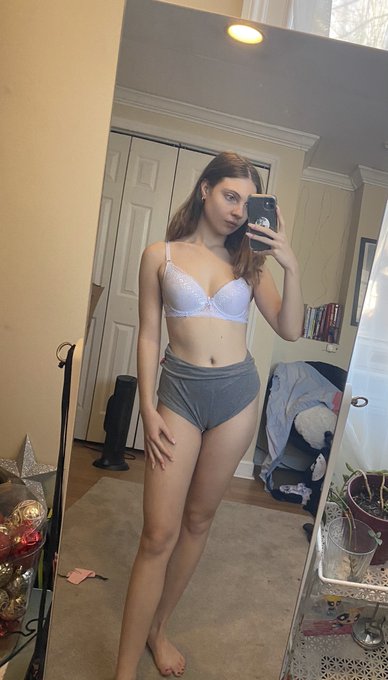 Leg appreciation post https://t.co/9432OcWcyU