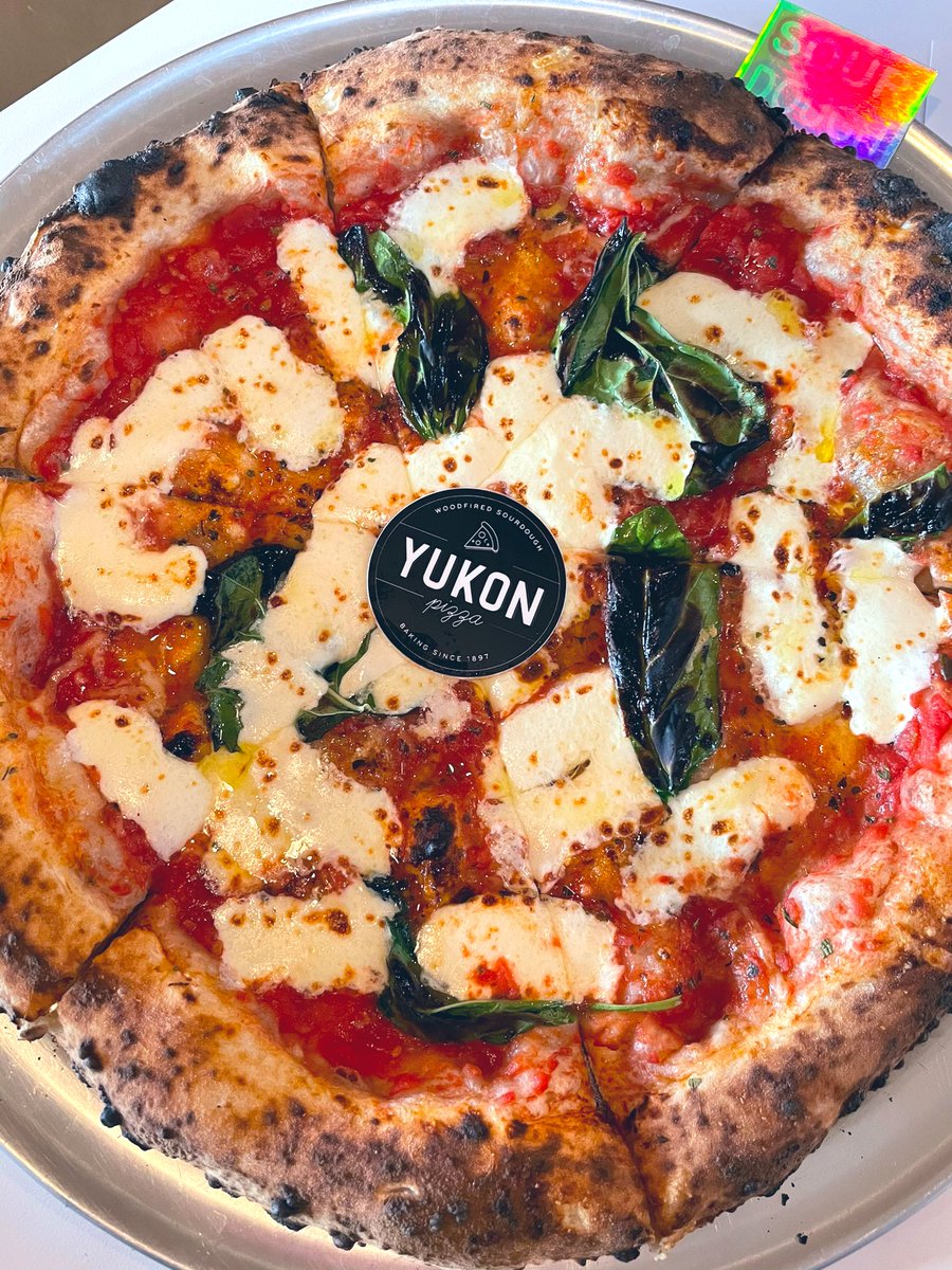 eatinglasvegas's tweet photo. 6) If you havenβt bageled your way to #VegasTestKitchen yet, then pie not? You need to get a pizza of this place...πππ https://t.co/TUGz808yzC