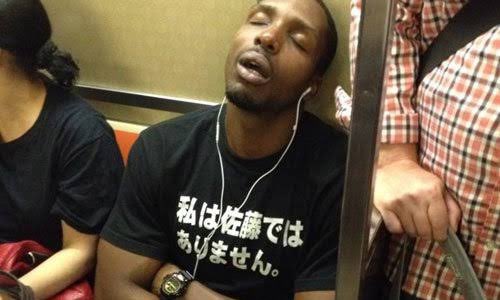 miafy20's tweet photo. 外国人の着ている漢字Tシャツが好き https://t.co/KyOvH067bB