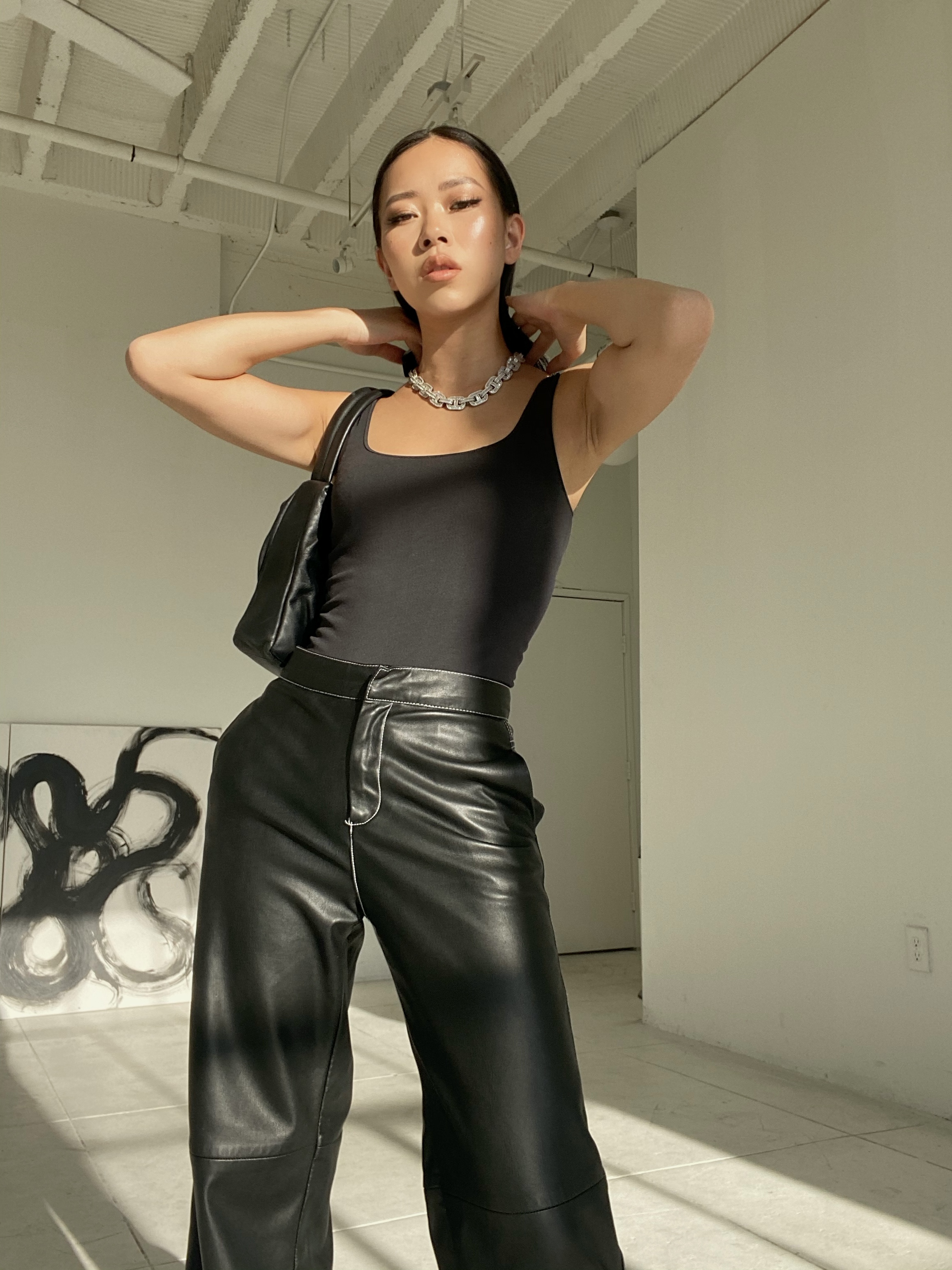 SKIMS on X: .@louisameng_ wears the Essential Scoop Neck Bodysuit in Onyx  — launching in sizes XXS - 5X tomorrow, Friday January 8 at 9AM PT / 12PM  ET. Join the waitlist