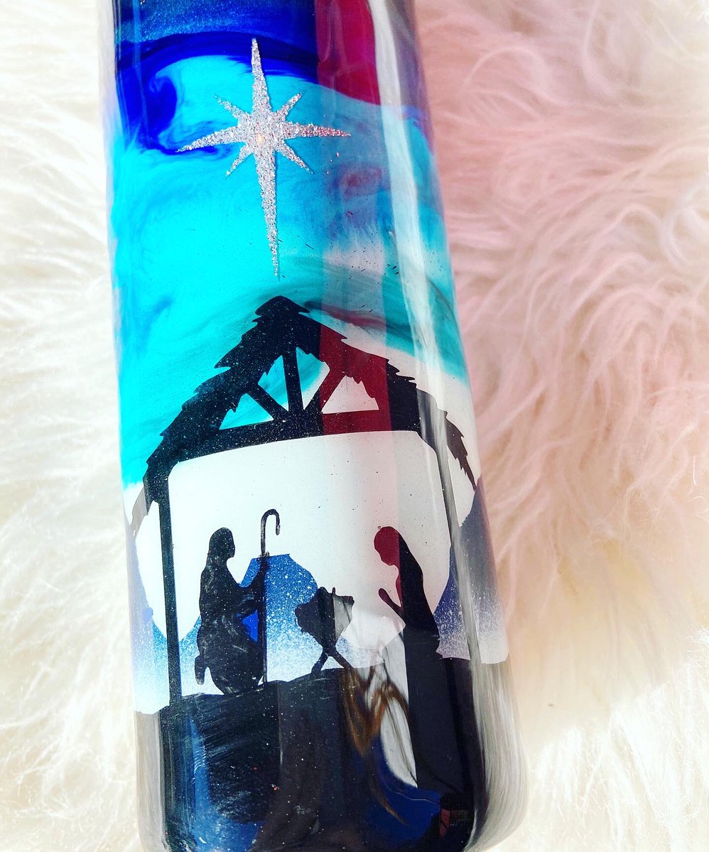 CheysCups's tweet photo. I had every intention of posting this in December and somehow it got lost in my camera roll, so here it is a few weeks behind schedule💙

#cheyscups #tumblercups #customepoxytumblers #epoxytumblers #customcups #oholynight #christmascup #customchristmasgifts #jesuscup https://t.co/NEBFtPzxhh