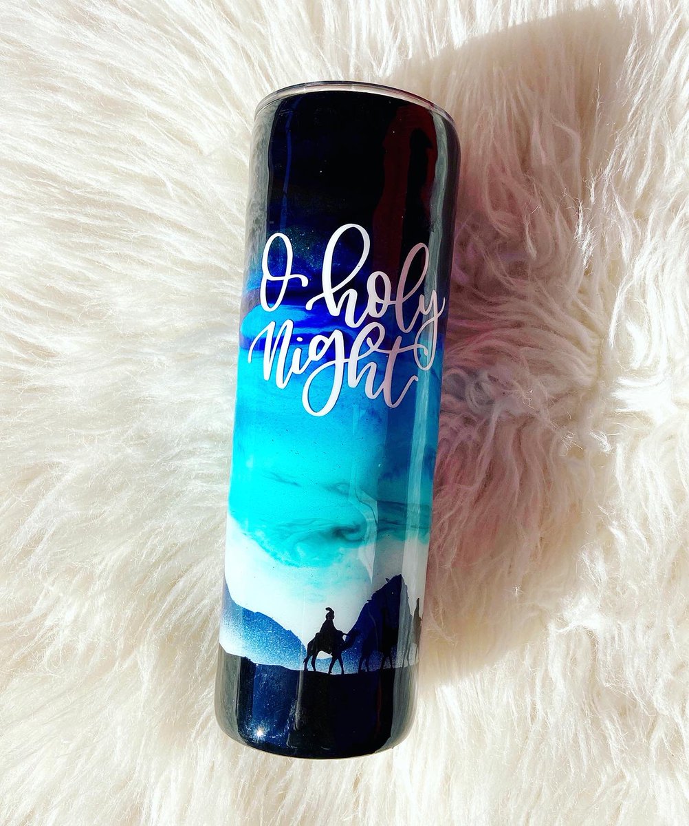 CheysCups's tweet photo. I had every intention of posting this in December and somehow it got lost in my camera roll, so here it is a few weeks behind schedule💙

#cheyscups #tumblercups #customepoxytumblers #epoxytumblers #customcups #oholynight #christmascup #customchristmasgifts #jesuscup https://t.co/NEBFtPzxhh