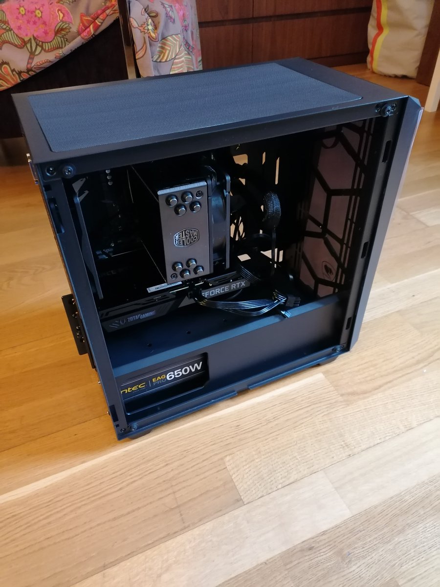 Step 12: Everything looks fine. Connect the power cord and prepare a Windows USB installation media (I used Rufus  https://rufus.ie/&nbsp;)