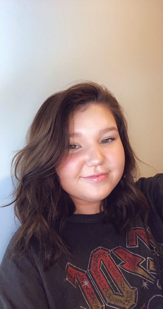 haleyweaver03's tweet photo. might as well post on here too https://t.co/6wFtlOgqJU