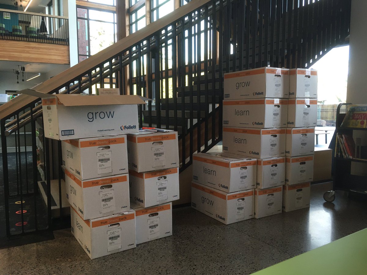 Jenn Moe tweet media