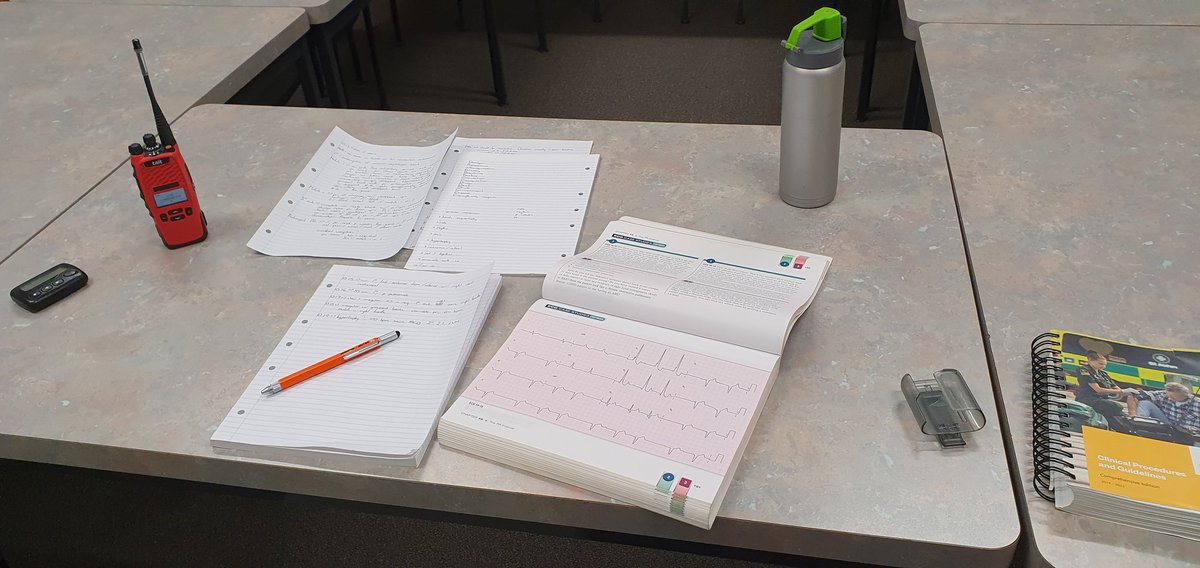 Baby_Paramedic's tweet photo. Poised and ready.
Now I remember why I was so much better at my job when I worked remote #ConstantStudy https://t.co/gDC8fmMWOf