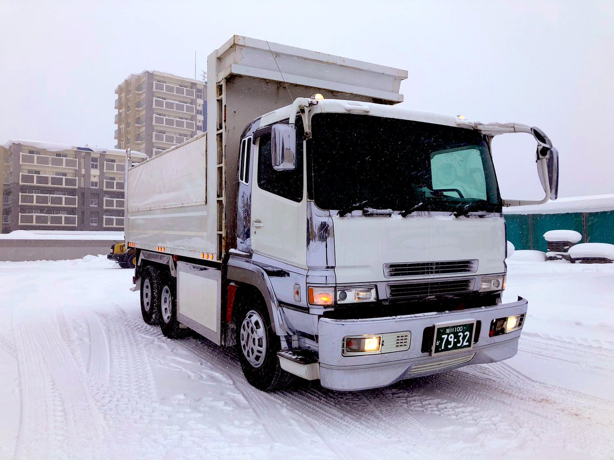 念願のMY DUMP🛻
24時間走りたい
仕事ください