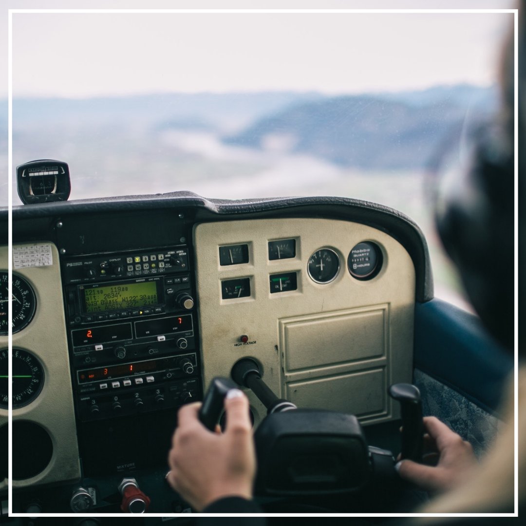 HPowerpoints's tweet image. 😱 The average altitude for a helicopter to fly at ranges around 12,000 to 15,000 feet. 

⏰ However, the highest recorded flight occurred in 1972 when a pilot took their craft up to 40,820 feet.

#CFIHelicopterPowerpoints #AverageAltitudeFlown #HighestFlight #FlyingRanges