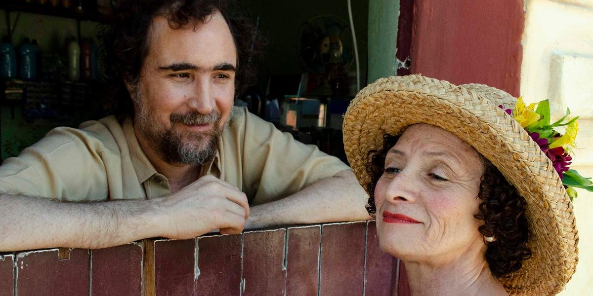 Um dos melhores filmes do ano, PACARRETE diverte e arrebata com a história de uma bailarina numa cidade que não a valoriza. Marcélia Cartaxo está brilhante!  

Disponível no Looke, Vivo Play, NOW, Apple TV, Google Play e YouTube

Crítica no Cinematic Tips:
cinematictips.com/2021/01/07/cri…
