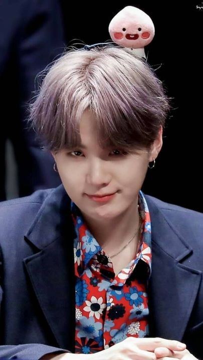 FitriYusfa's tweet photo. #SUGA pas liatin aq ngambek...
#haluworld https://t.co/l4tJd7BU7D