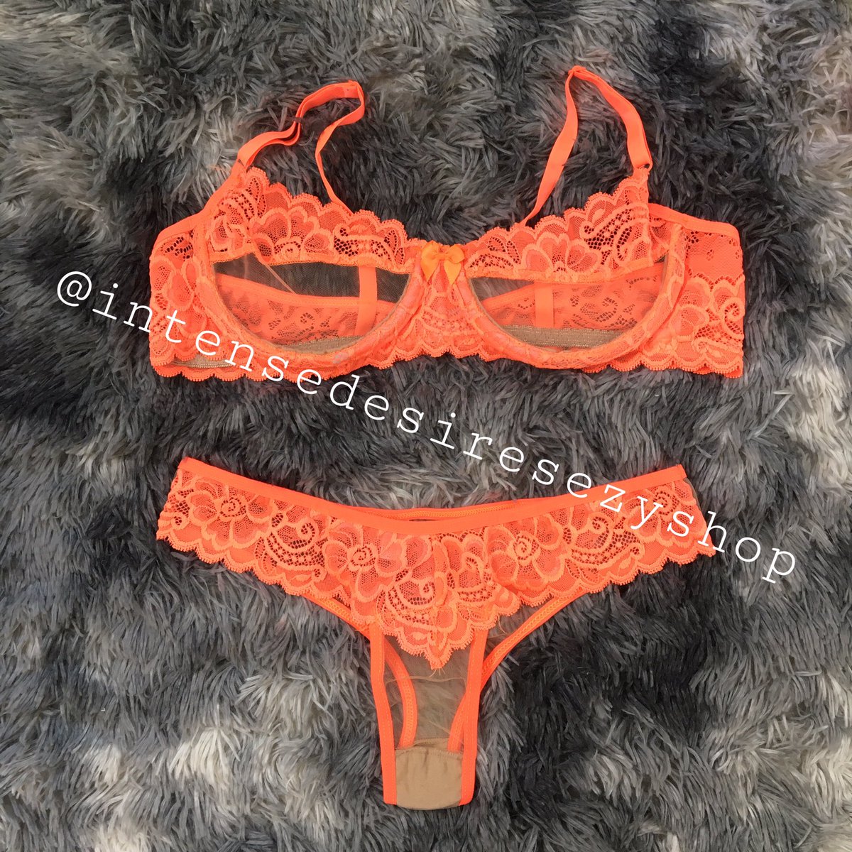 intensedesiree's tweet photo. Lingeries a pronta entrega vem que tá acabando 💃🏻💃🏻💃🏻💃🏻 https://t.co/By5TjK7gwM