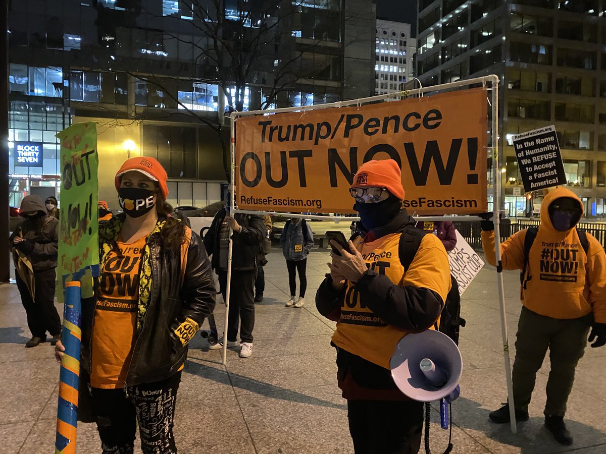 RevcomCorpsChi's tweet photo. Revolution Club Chicago stands with Refuse Fascism Chicago at Daley Plaza at the DSA anti-Trump rally! #OutNow #RevolutionNothingLess #TheRevComs #TrumpCoupAttempt https://t.co/hxSB14hjdy