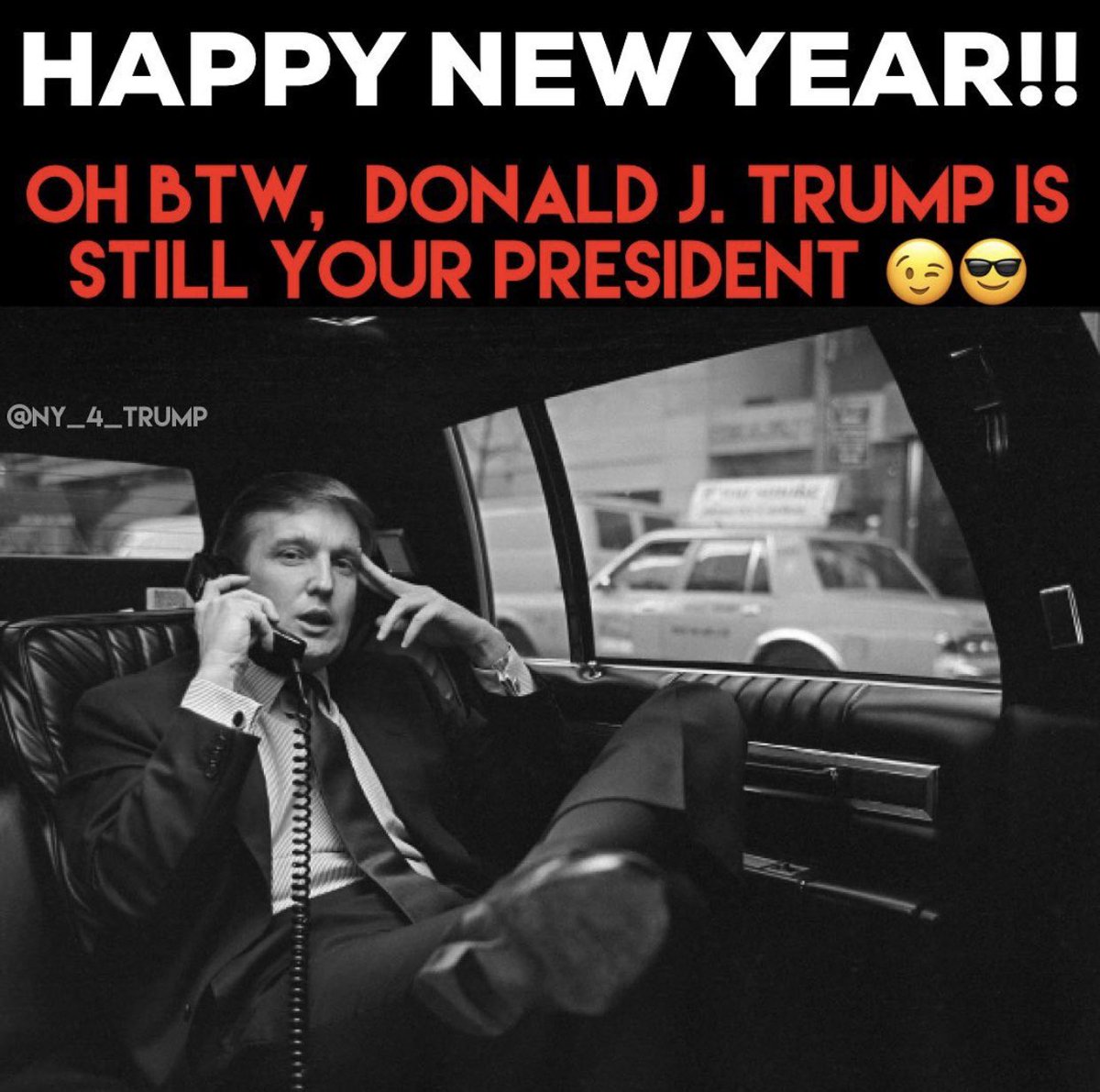 zoso418's tweet photo. #OMG I am just grinning ear to ear!
#JFKJrRETURNS is in the OVAL OFFICE!
.@POTUS @FLOTUS @GenFlynn @SidneyPowell1 @PrisonPlanet @prayingmedic @SecPompeo @RonPaul @RandPaul @SenSanders @senatemajldr @SenateDems @SenateGOP @DCPoliceDept @DCPoliceTraffic @annvandersteel @DanScavino https://t.co/cSMJ2r3UVt