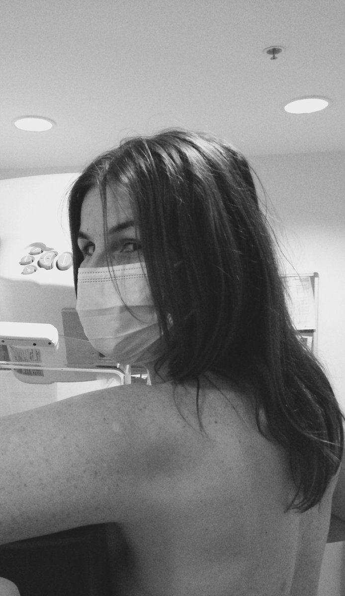 LeapingFences's tweet photo. Not letting the pandemic stop regular health checks.

Had a breast lump removed many years ago so make sure to attend the Rose Clinic in Brisbane city for free checks every two years.

https://t.co/vgsfrVD0Er

#BreastscreenQld
#WomensHealth https://t.co/tIzqBheQkW