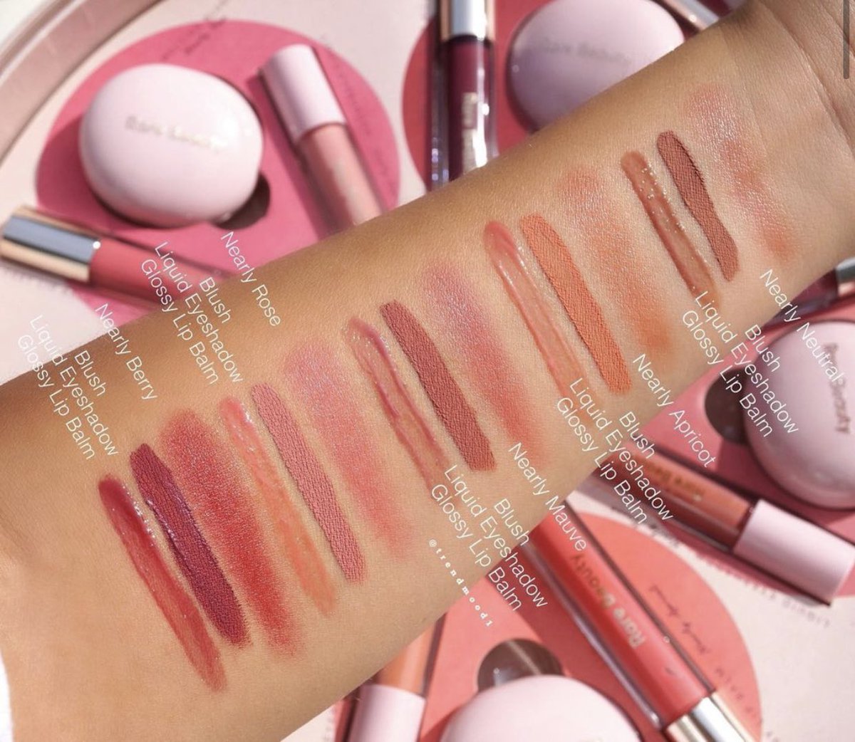 stay vulnerable liquid eyeshadow