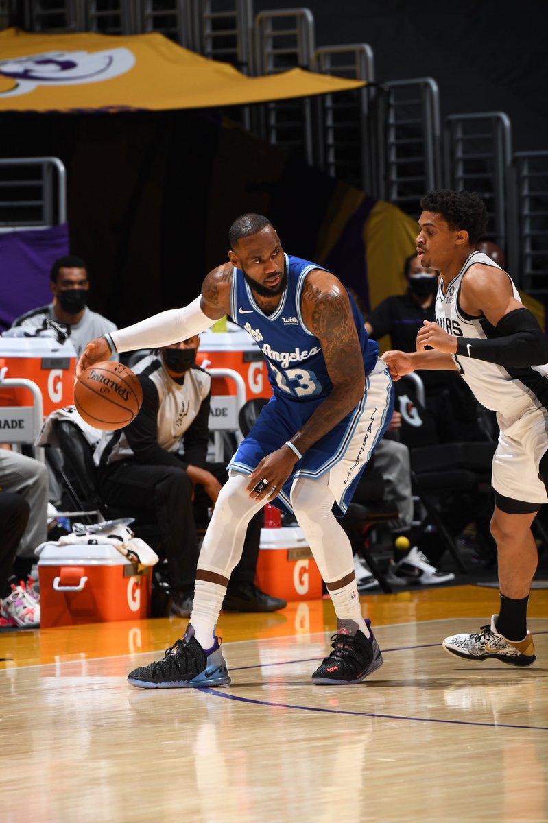 nike lebron 18 the chosen 2