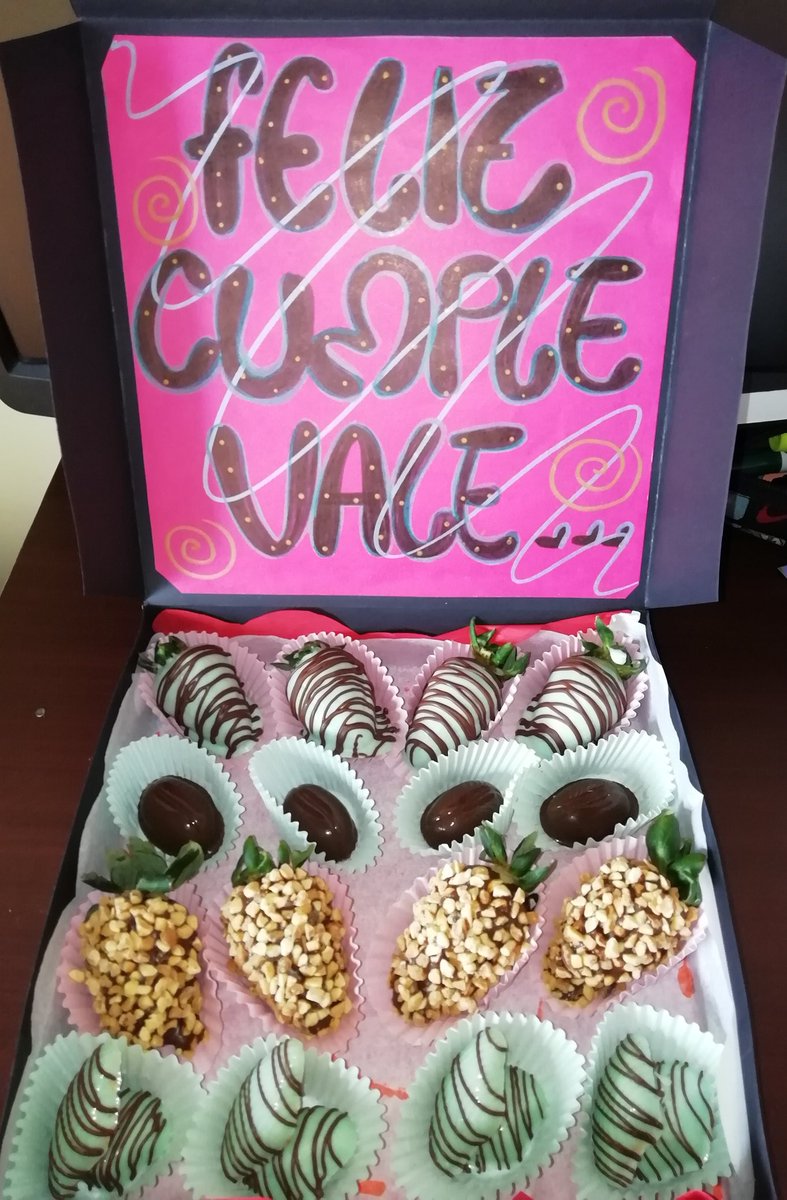 23Chocookies's tweet photo. ChoCaja X 16 unds
Fresas + Chocolate
Chocolates rellenos!
Pedidos Bogotá y Soacha! https://t.co/XSuUjKUrY0