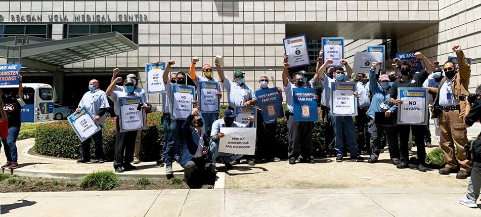 UnionJob's tweet photo. Teamsters Local 2010 seeks a Communications Specialist to be based in Oakland, CA. Details can be found at: https://t.co/FaXI33ad2q #1u #unionjobs #union #unions #UnionStrong #p2 #IBTlocal2010 #Teamsters @IBTlocal2010 @Teamsters https://t.co/mR1hjLQizl