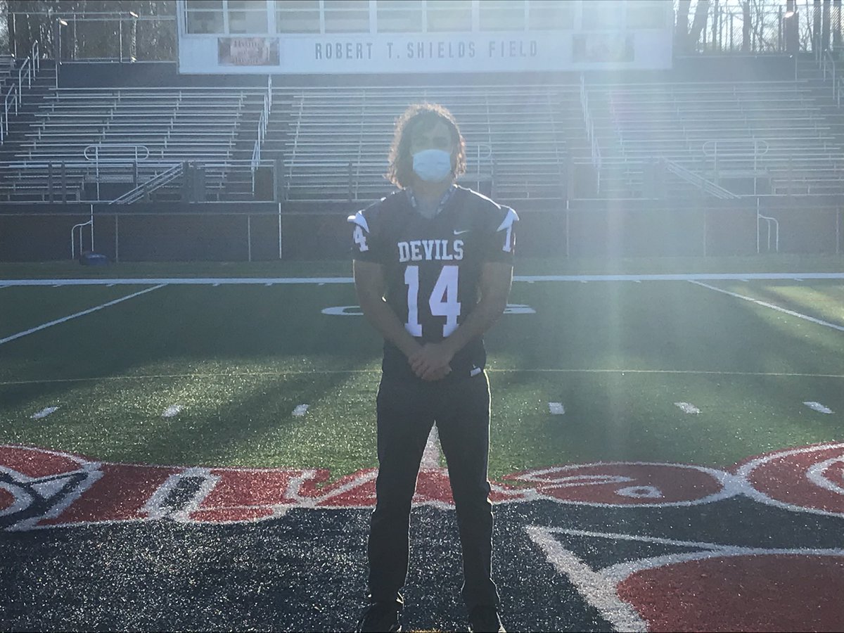 isaiahsingh9's tweet photo. I am blessed to have this opportunity to have a meeting with @JimRobertsonQB and visit @fdufootball today thank you @coachmarangi @sjrfootball https://t.co/9XrzTcDIfY