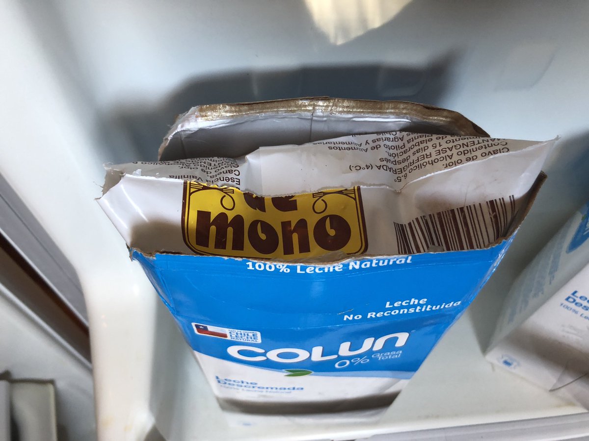 rociojana's tweet photo. Les comparto la mejor idea que he tenido en años 😂, para esa #ColaDeMonoCTL @AgrariasUACh
No la patentaré, así es que úsenla en sus casas nomás! #ValdiviaCl https://t.co/4l16tyh5q1