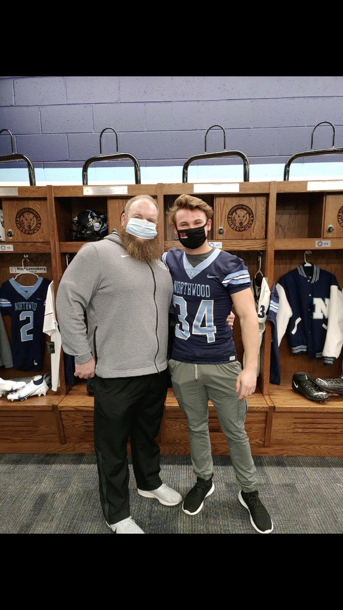 stclair_brian's tweet photo. @Coach_McMacken @CoachLA73 https://t.co/18iFBRlMQI