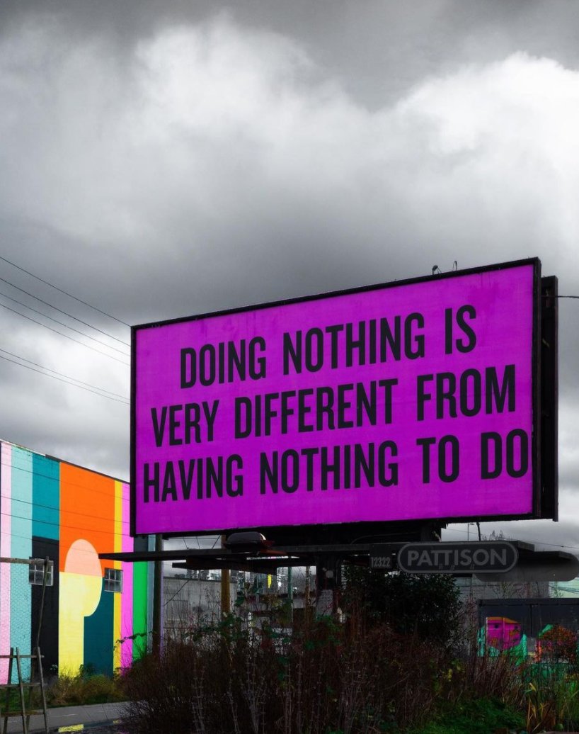 WC_Curated's tweet image. New billboard project care of Douglas Coupland and McKinley Studios has popped up along Vancouver's Arbutus Corridor. Such a cool use of the space beyond just ads! Have you guys seen these yet?

📷: @whentheyfindus