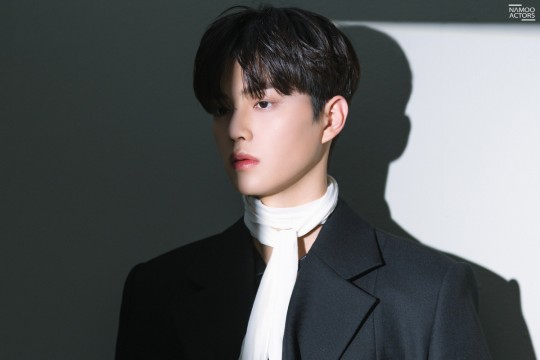 The Seoul Story Look At That Visual Here Are Some Photos Of Song Kang Behind The Scene Of Elle Magazine Pictorial Source T Co Xkwlrr9peb T Co Fe5xbjpng0 Twitter