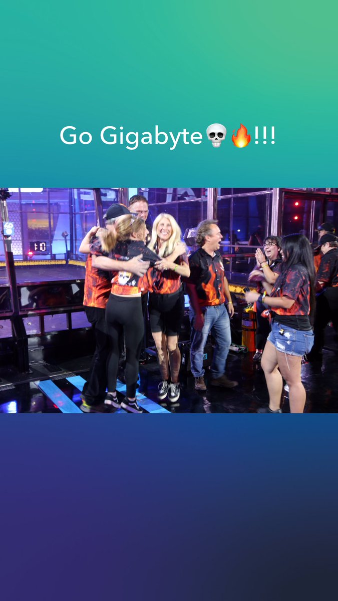 Carolann1055's tweet photo. Watch #BattleBots tonight on #DiscoveryPlus https://t.co/h19VCwmioC