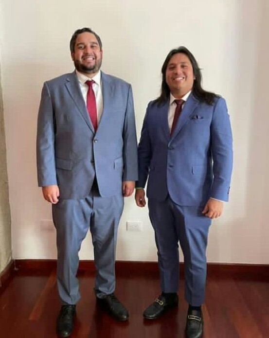manriquehector's tweet photo. Yo entiendo que los modelos no ayudan pero el sastre merece prisión.
La verdad es que el chavismo además de todo lo malo que ya se conoce es un atentado en contra del buen gusto.
Esto no debería estar permitido en nombre del bien común. https://t.co/DuwdIUUTSq