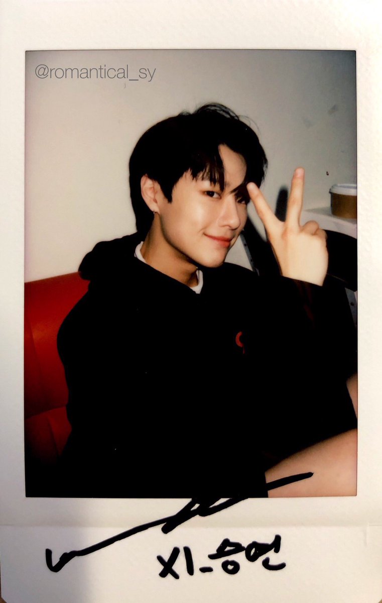 RememberJIN_csy's tweet photo. X$Y 폴라는 진심 역대급으로 이쁨.. https://t.co/8LWXLPySAx