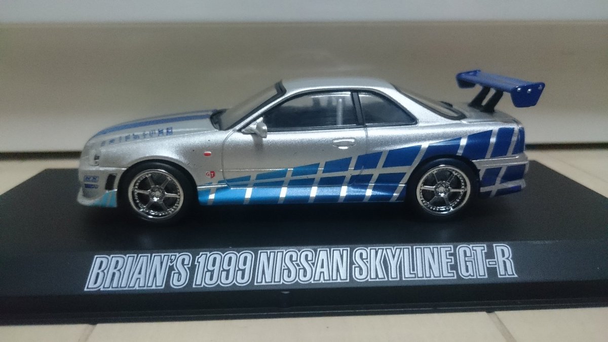 U Sk メロン味 Auf Twitter リビングに展示していたミニカーシリーズ 43 グリーンライト ワイルドスピードx2 ブライアンのr34 Gt R 車高の高いこのメーカーですが ジャンプとかするので映画の中の車両も意外と車高高くて逆にリアル しかし飛び出たナンバーはなんとか U Sk メロン味 Auf Twitter リビングに展示していたミニカーシリーズ 43 グリーンライト ワイルドスピードx2 ブライアンのr34 Gt R 車高の高いこのメーカーですが ジャンプとかするので映画の中の車両も意外と車高高くて逆にリアル しかし飛び出たナンバーはなんとか