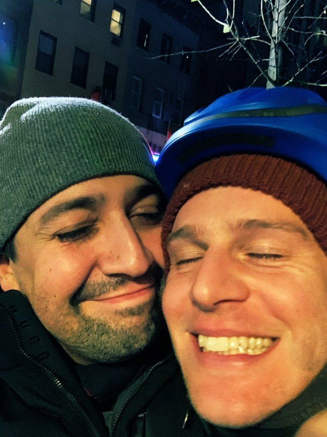 The cutest pics of Lin-Manuel MirandaA thread: