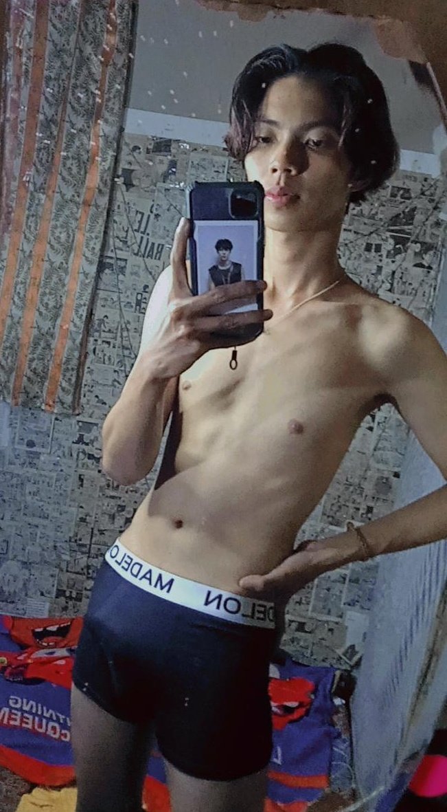 hypniess's tweet photo. Belum mandi hhe😬 https://t.co/KpK5tnYRgP