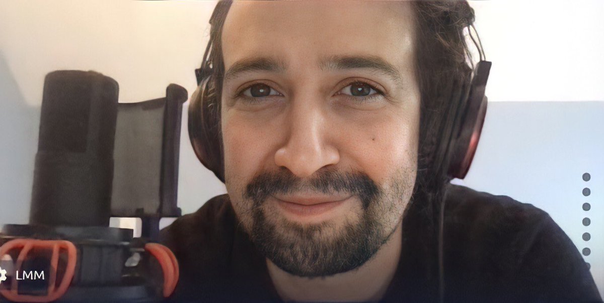 The cutest pics of Lin-Manuel MirandaA thread: