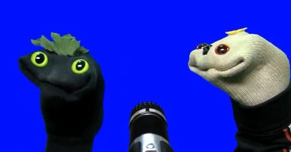 lookoutitsbbear's tweet photo. one of the funniest shows of the 90s was a just bunch of sock puppets and drugs https://t.co/FKJcFW0T1F