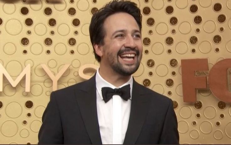 The cutest pics of Lin-Manuel MirandaA thread: