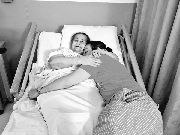 The cutest pics of Lin-Manuel MirandaA thread: