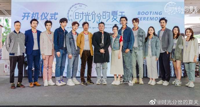 dom_jeen's tweet photo. มาฝากซีรีส์จีนที่สร้างโดยคนไทย
#时光分岔的夏天 #ASummerOdyssey
ดัดแปลงจากการ์ตูนยอดนิยม Flower Shadow เปิดกล้องปลายเดือนที่แล้ว
รอออนแอร์ทาง #IQIYI
นักแสดง
#ช่ายเจิ้งเจี๋ย #อู๋เฉิงเจ๋อ
#จางจื่อโช่ว #เชวฉงหลิน
#เติ้งอั้นฉี #เจเคหลี่
#เพิร์ธ #แปลน
#กัน #ไตเติ้ล https://t.co/LCkryz5DoK