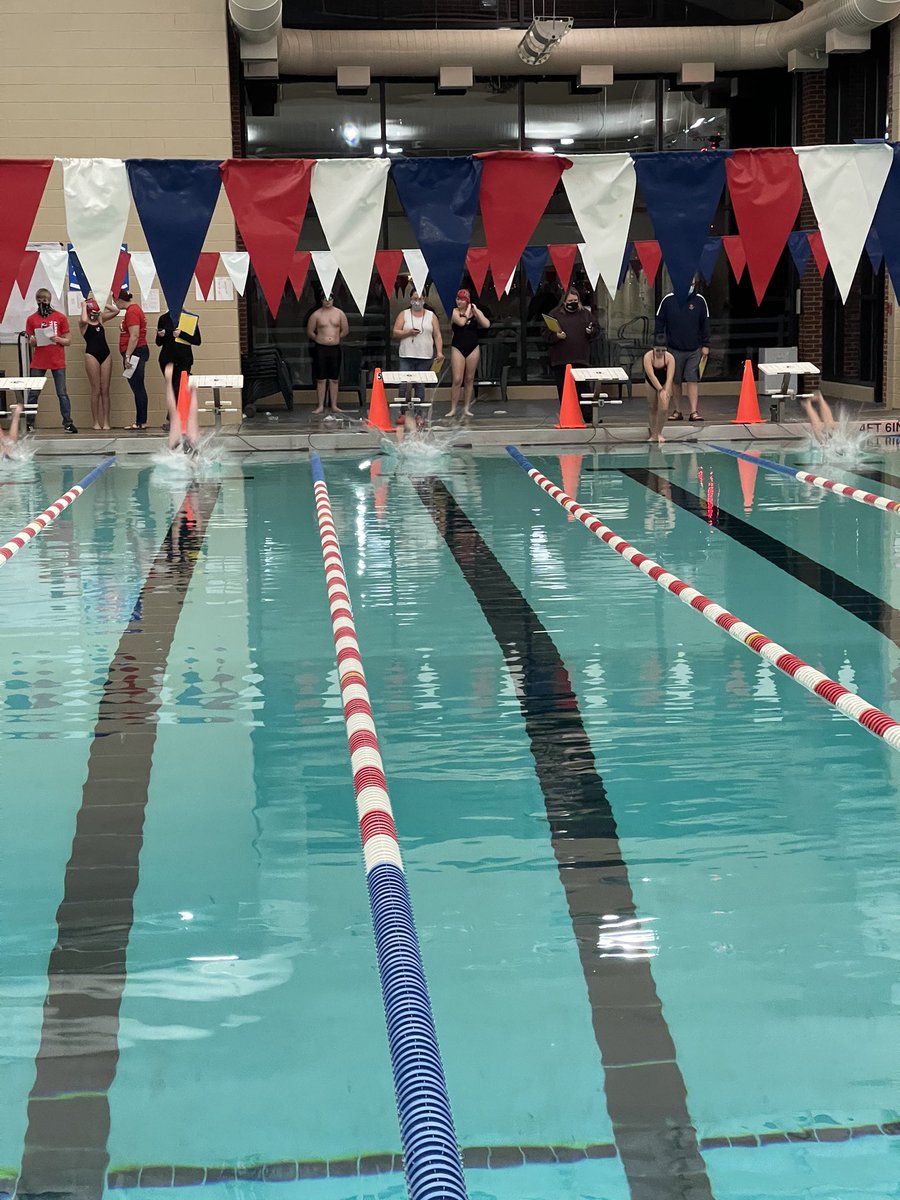 RCHSSwim_Dive's tweet photo. Our 1st scheduled dual meet turned into an Intrasquad meet, but we are back in action. ⚓️🏊🏊‍♀️ #DoItForDeb #AnchorDown #Together⚓️ https://t.co/CyWCkAIHDC