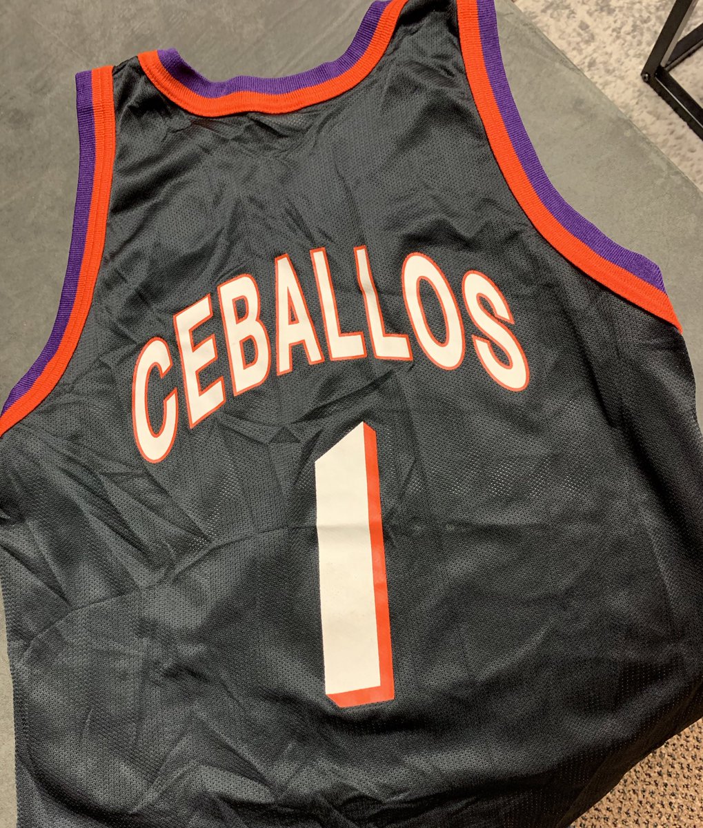 cedceballos's tweet photo. CLASSIC RT @TomPhillips2: First #RandomJersey purchase of 2021 @cedceballos https://t.co/KML5X6oPmn