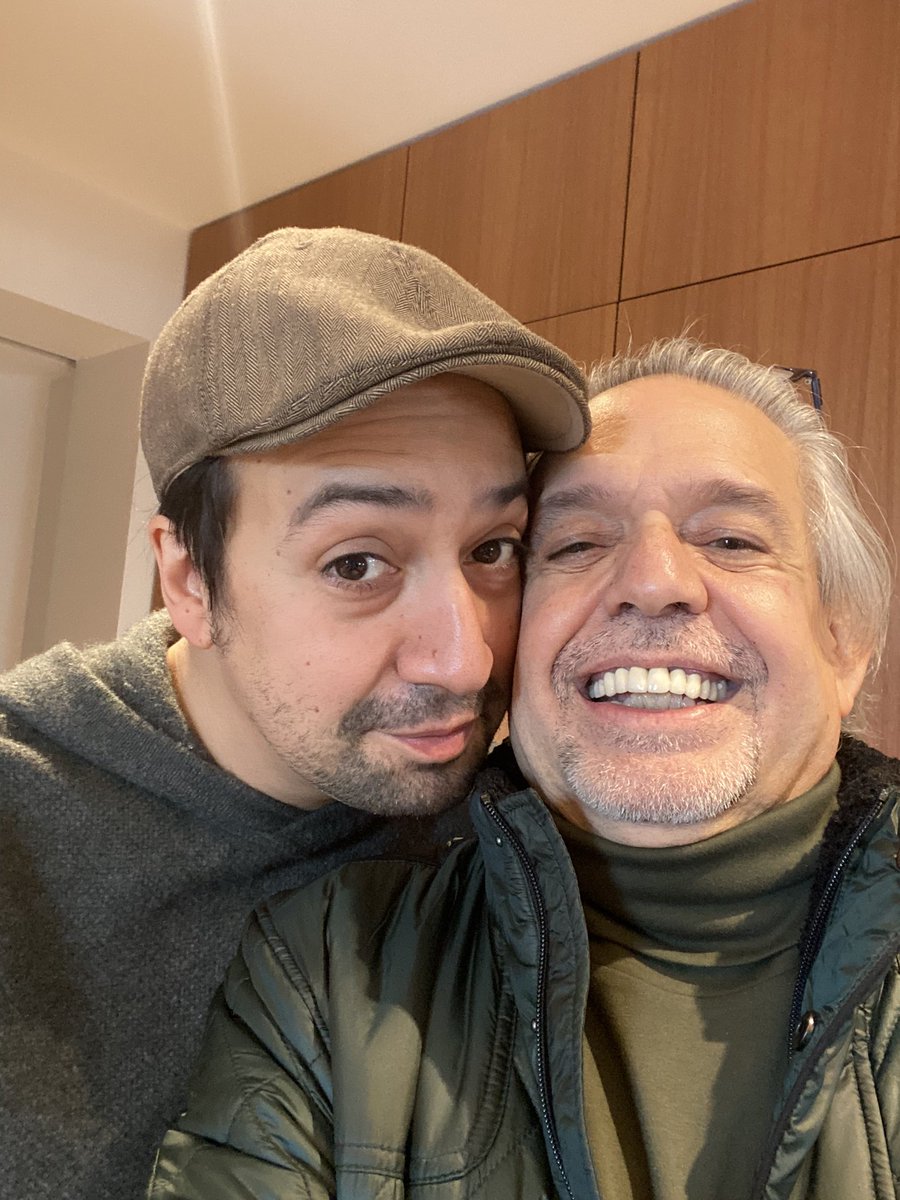 The cutest pics of Lin-Manuel MirandaA thread: