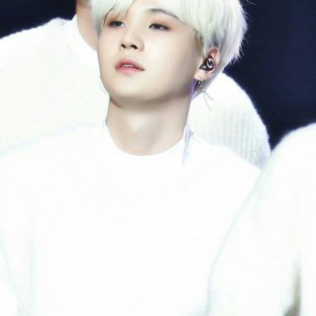 sublimepinksuga's tweet photo. @sugaupdates min yoongi is so classical, aesthetic, so elegant, so soft, fabulous boy…
#yoongi #윤기 #민윤기 #슈가 
#방탄소년단 #BTS #방탄소년단슈가
#방탄 #minyoongi #SUGA 💚🐱

please be fine and okay babie… https://t.co/JqtKDLuZoZ