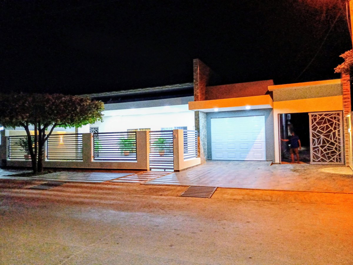 gerpaezm's tweet photo. #ElCarito: LORICA - CÓRDOBA
EXCELENTE REMODELACIÓN
Residencia familia López Llorente
Me gusta * Me gusta * Me gusta
FotosGermanPaez
@colombia_hist @IVAPESI @roures1 @AdrianaLucia @MartinaMusica https://t.co/nPgs32rY0U