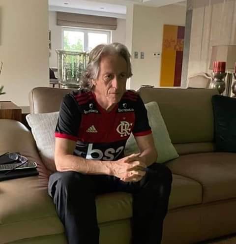 sitejornaldofla's tweet photo. Flamengo tropeça: NÃO QUERO MAIS SABER DE FLAMENGO / Dia de jogo do Flamengo: Eu já no café da manhã https://t.co/9Z2r6xKCZ7