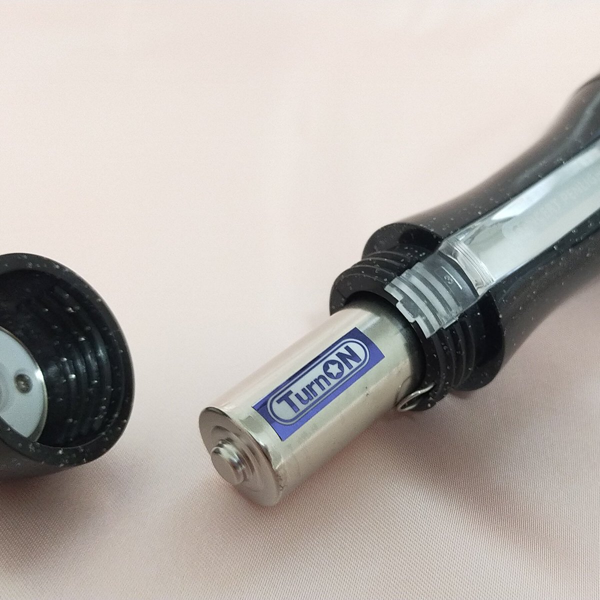 ターンオン 公式 A Twitter 単3電池1本のミックスペンラso1oのいいところ 細く軽くなって持ちやすい 電池の入れ替えとっても楽 30色カラチェン 電池1本だからコスパが良い 電池減って持ちやすくなったのに明るさは単4タイプとそんなに変わらない 6時間 ターンオン 公式 A Twitter 単3電池1本のミックスペンラso1oのいいところ 細く軽くなって持ちやすい 電池の入れ替えとっても楽 30色カラチェン 電池1本だからコスパが良い 電池減って持ちやすくなったのに明るさは単4タイプとそんなに変わらない 6時間