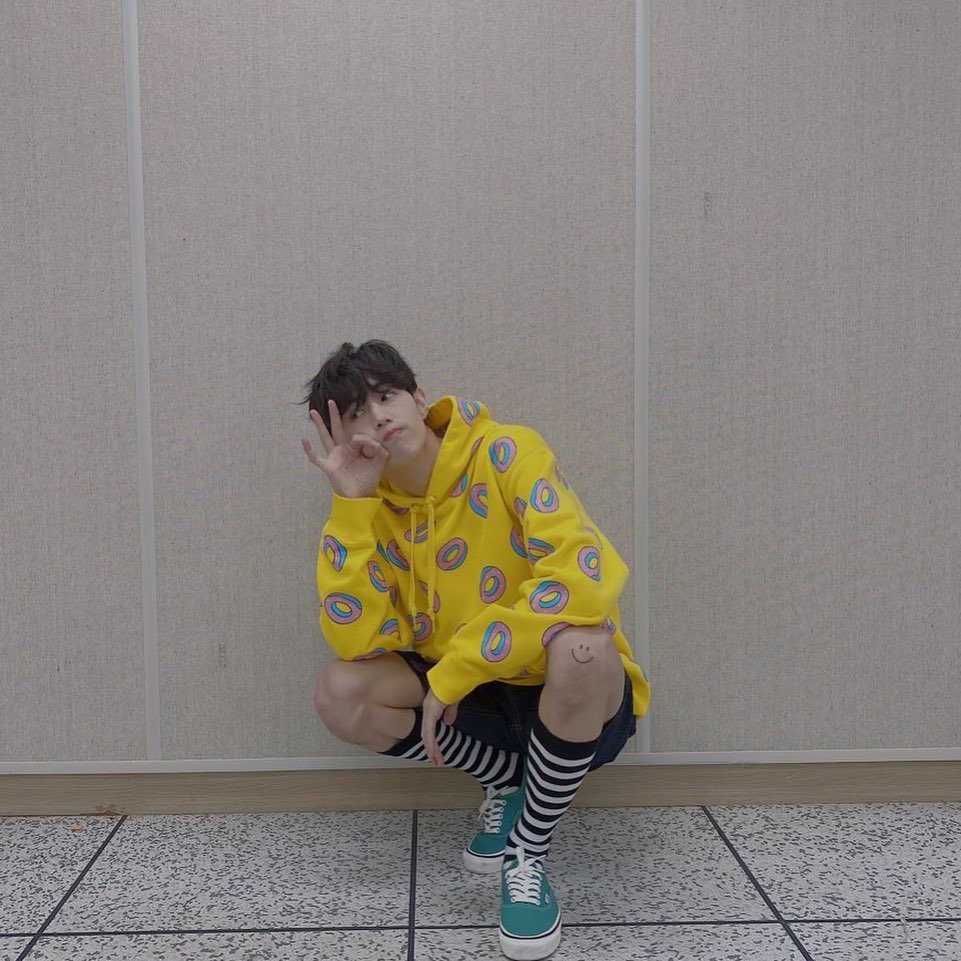 markstouch's tweet photo. [HQ]150719 숨은그림찾기🤔
#GOT7 #갓세븐 #마크 #Mark #MarkTuan #段宜恩 #단의은 https://t.co/oVTVsh6axR
