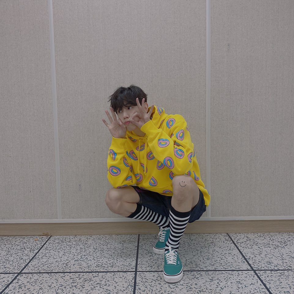 markstouch's tweet photo. [HQ]150719 숨은그림찾기🤔
#GOT7 #갓세븐 #마크 #Mark #MarkTuan #段宜恩 #단의은 https://t.co/oVTVsh6axR