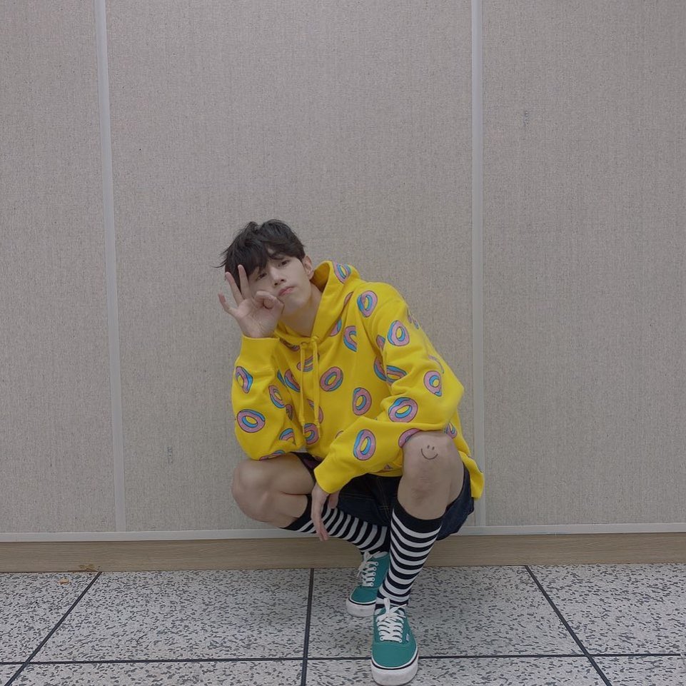 markstouch's tweet photo. [HQ]150719 숨은그림찾기🤔
#GOT7 #갓세븐 #마크 #Mark #MarkTuan #段宜恩 #단의은 https://t.co/oVTVsh6axR