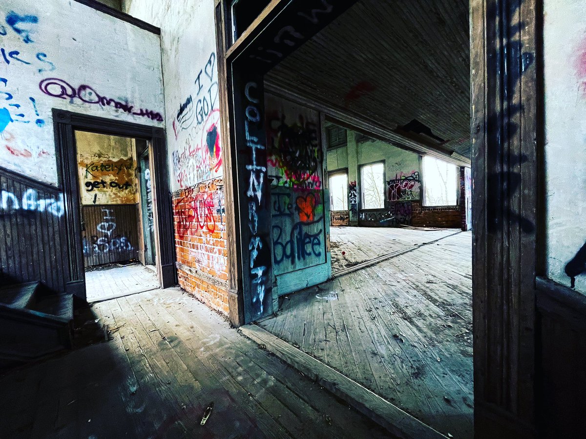 New stuff dropping soon! These are just a few shots I took with the iPhone 12 pro max. Pretty amazing what you can do now with just your phone. Anyone interested in photography or content creation I will always suggest trying things out with your phone first.